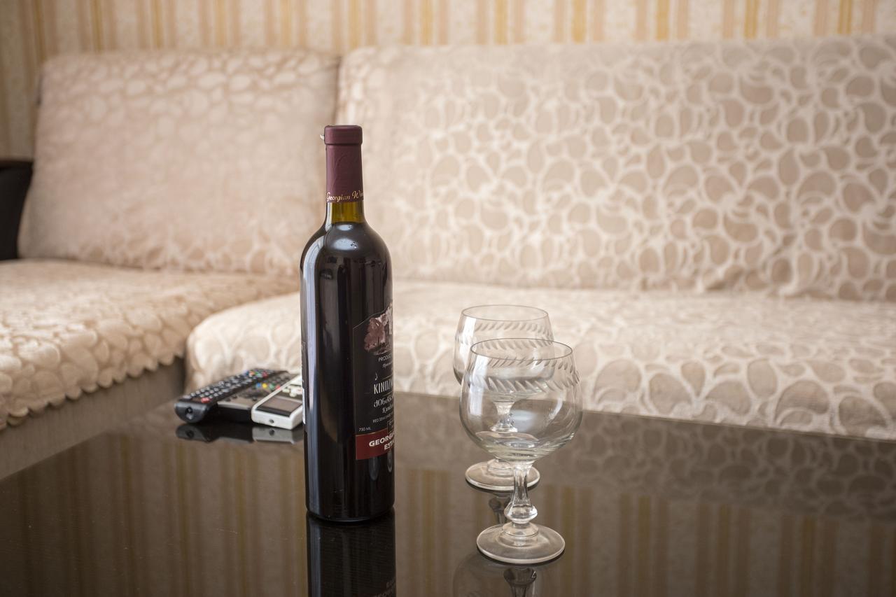 Apartment On Sherif Khimshiashvili Street 15B Батуми Екстериор снимка